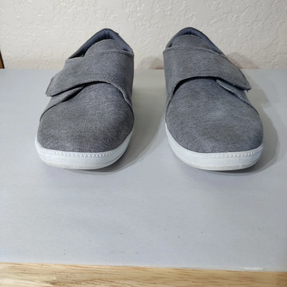 Skechers Womens Gray Textile Hook and Loop Slip On Sneakers 27114 Size 10